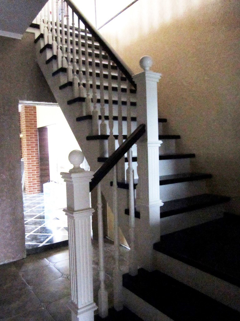 Деревянные лестницы Игоря Высоцкого, Минск