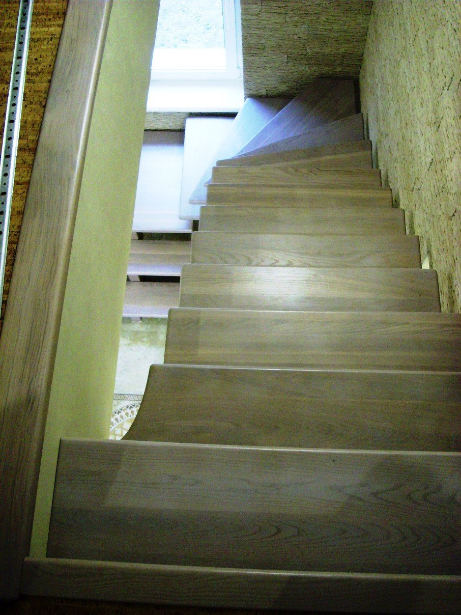 Ступени для лестниц и отделка лестницы